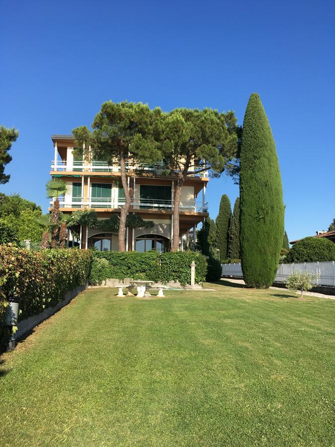 Sunset Apartment Sirmione Exterior photo