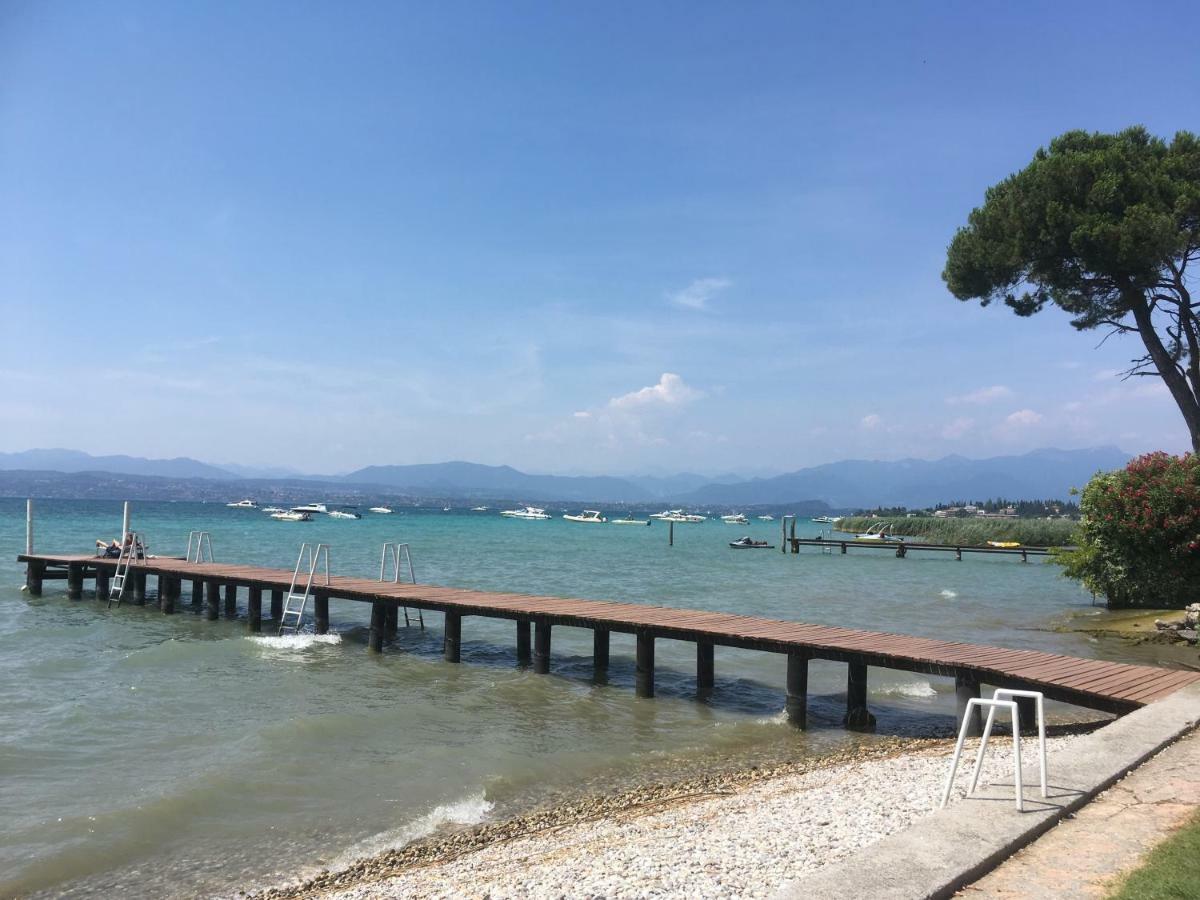 Sunset Apartment Sirmione Exterior photo